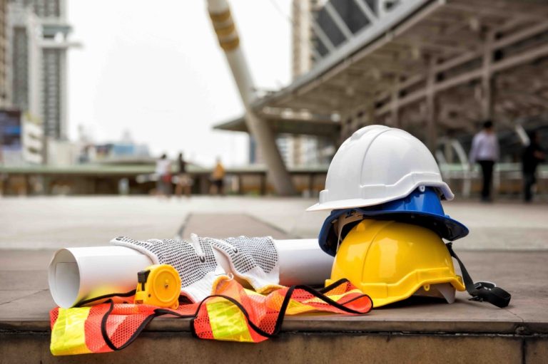 Get to learn the benefits of wearing safety helmets