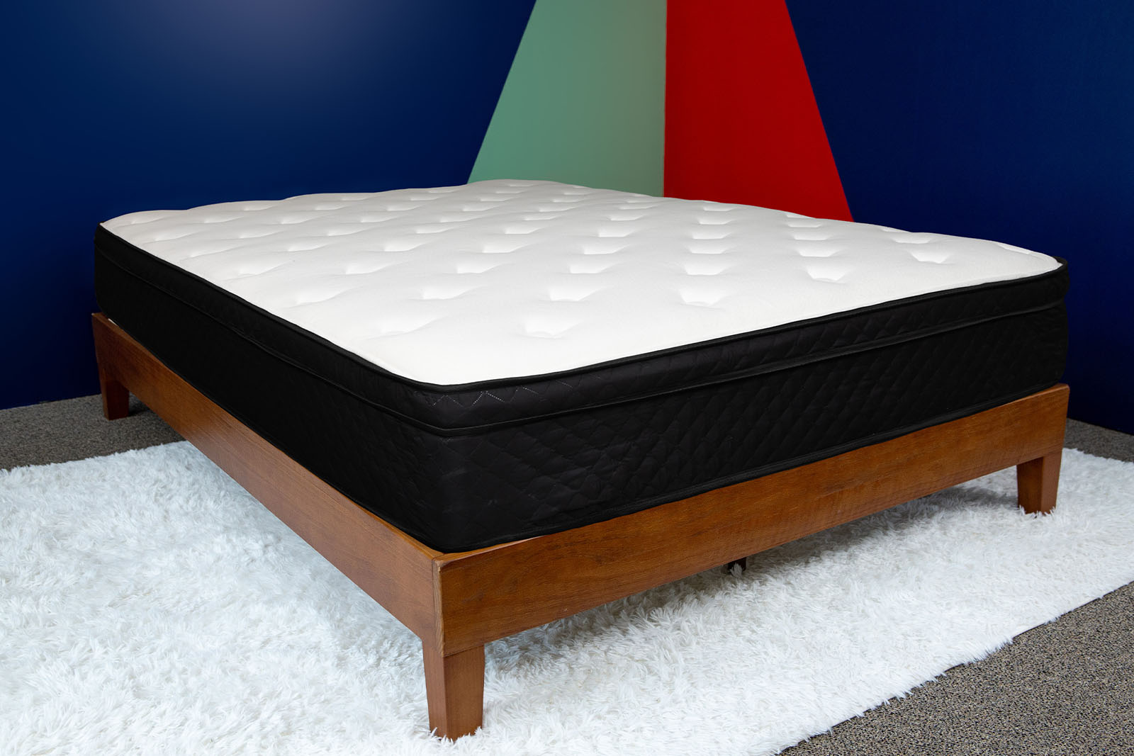 How Does Matelas Quebec Compare to National Brands?