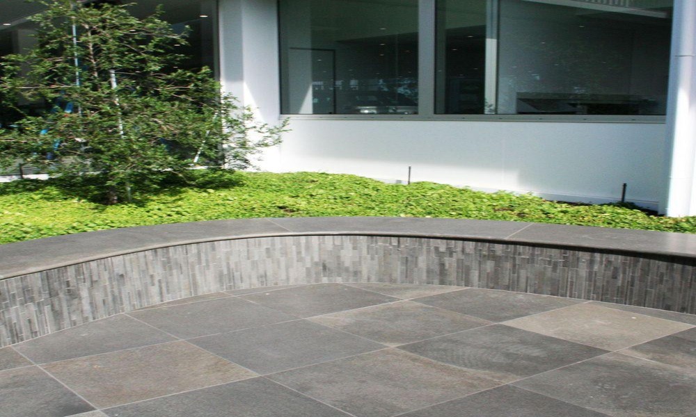 Bluestone Bullnose Edges: Combining Durability and Aesthetic Outdoor Appeal