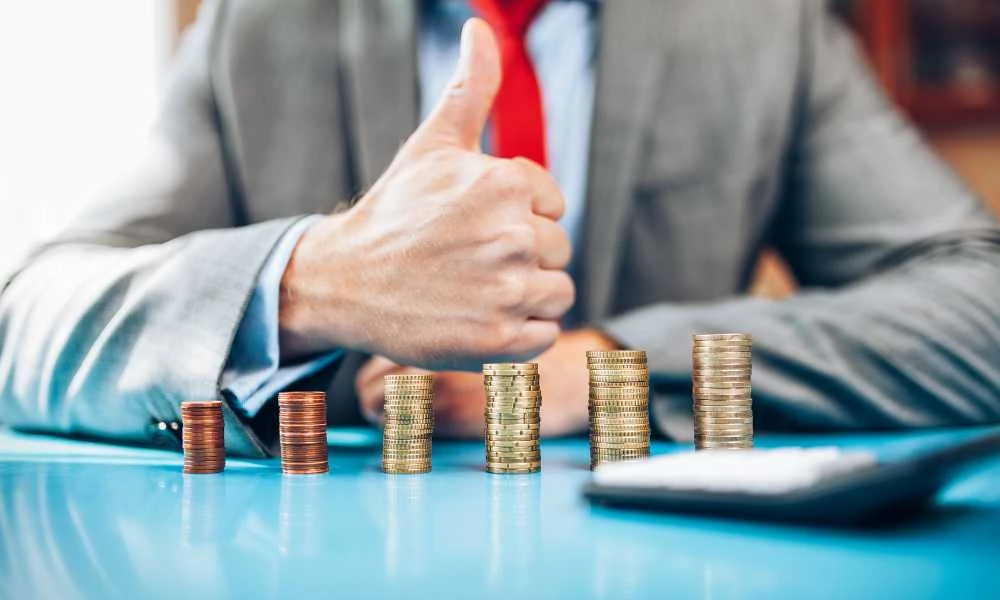 Differentiating ETF vs Mutual Funds Across Diverse Financial Growth Paths